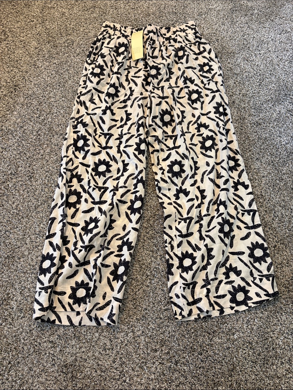 Christian Siriano Black & Cream Floral Wide-Leg Pants